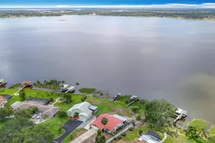 33620 Picciola Dr, Fruitland Park, FL 34731 - Photo 3