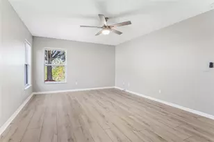 1037 Bluegrass Dr, Groveland, FL 34736 - Photo 17