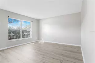 1037 Bluegrass Dr, Groveland, FL 34736 - Photo 5