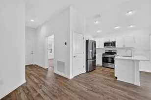 1560 Luca Ln, The Villages, FL 34762 - Photo 5