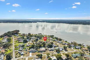 33639 Picciola Dr, Fruitland Park, FL 34731 - Photo 15