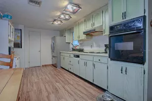 853 Cr 484, Lake Panasoffkee, FL 33538 - Photo 29