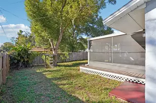 501 Dora Ave, Tavares, FL 32778 - Photo 35