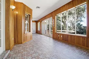 592 Crescent St, Umatilla, FL 32784 - Photo 39