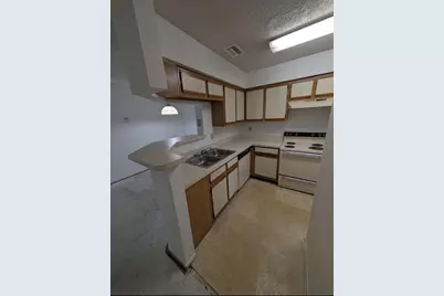 199 Afton Square #208, Altamonte Springs, FL 32714 - Photo 3