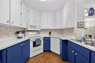 936 N Baker St, Mount Dora, FL 32757 - Photo 13
