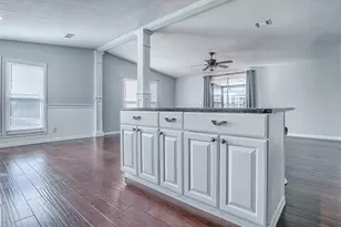518 St Andrews Blvd, Lady Lake, FL 32159 - Photo 5