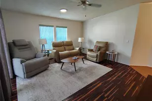 116 Lyonia Ln, Wildwood, FL 34785 - Photo 5