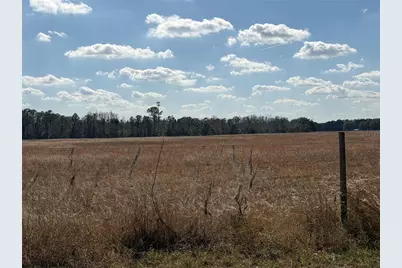 Lake Erie, Groveland, FL 34736 - Photo 1