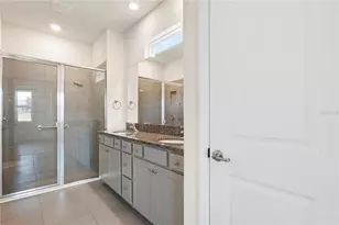 8128 Penrose Pl, Wildwood, FL 34785 - Photo 15