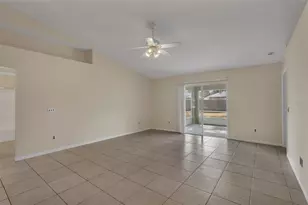 36 Pine Hill Ln, Palm Coast, FL 32164 - Photo 5