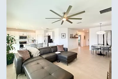 1126 Calico Pointe Circle, Groveland, FL 34736 - Photo 13