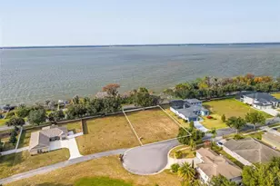 3231 Landing Vw, Tavares, FL 32778 - Photo 1