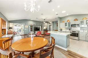 7872 SE 171st Victoria Ln, The Villages, FL 32162 - Photo 17