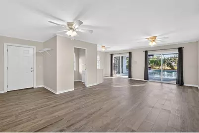 40 S Kentucky Avenue, Umatilla, FL 32784 - Photo 25