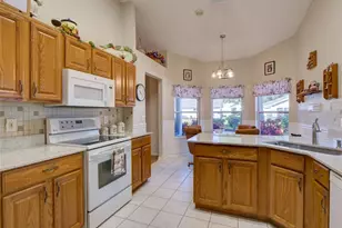 4512 Peach Tree St, Leesburg, FL 34748 - Photo 11