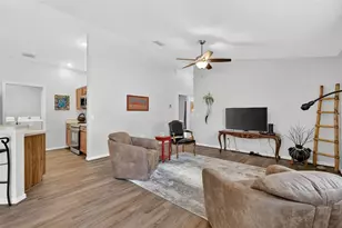 627 Vagabond St, The Villages, FL 32163 - Photo 13