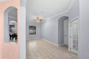 410 Sauvignon Way, Groveland, FL 34736 - Photo 9