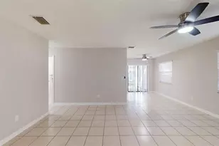 224 W McClendon St, Lady Lake, FL 32159 - Photo 13