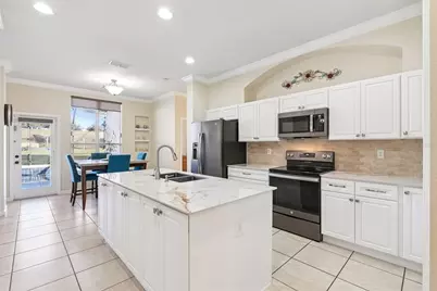 10521 Via Lugano Court, Clermont, FL 34711 - Photo 13