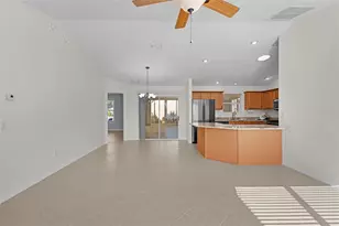 2002 Cedar Ridge Pl, The Villages, FL 32162 - Photo 5