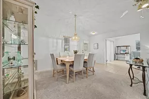 2584 Acosta Ct, The Villages, FL 32162 - Photo 11