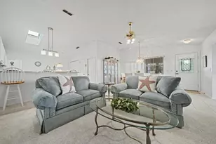 2584 Acosta Ct, The Villages, FL 32162 - Photo 9