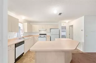 1508 Yucatan Way, The Villages, FL 32159 - Photo 9