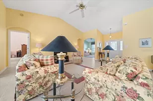 4634 Summerbridge Cir, Leesburg, FL 34748 - Photo 9