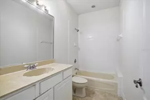 17239 Chateau Pine Way, Clermont, FL 34711 - Photo 9