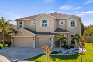 736 Lake Douglas Dr, Groveland, FL 34736 - Photo 1