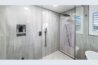 736 Lake Douglas Drive, Groveland, FL 34736 - Photo 33