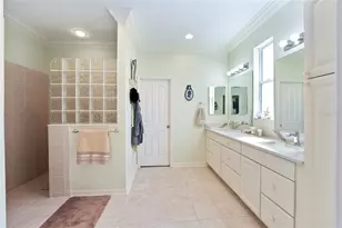 1374 Patrick Pl, The Villages, FL 32162 - Photo 47