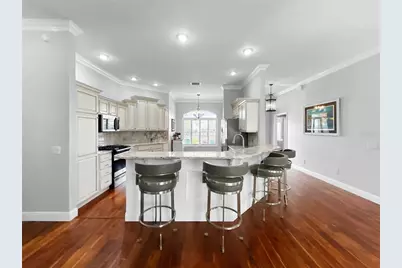 709 Haynesville Way, The Villages, FL 32162 - Photo 7