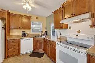 4900 Heron Run Cir, Leesburg, FL 34748 - Photo 13