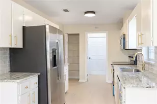 17549 SE 115th Terrace Rd, Summerfield, FL 34491 - Photo 11