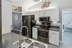 8686 SE 158th St, Summerfield, FL 34491 - Photo 13