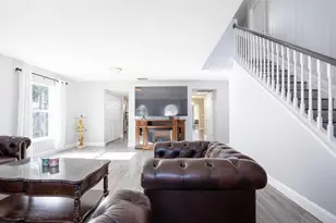 1033 Tawny Eagle Dr, Groveland, FL 34736 - Photo 9