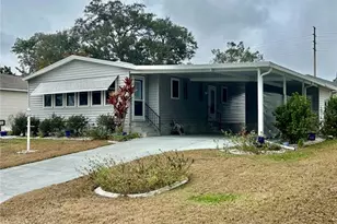 729 Camelia Ct, The Villages, FL 32159 - Photo 1