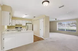 141 NE 50th Ct, Ocala, FL 34470 - Photo 7