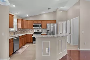 909 Abaco Path, The Villages, FL 32163 - Photo 15