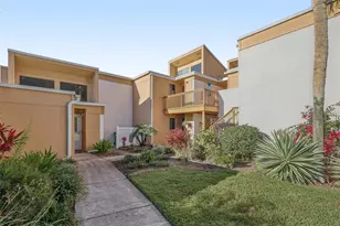 1051 S Highland St, Mount Dora, FL 32757 - Photo 3