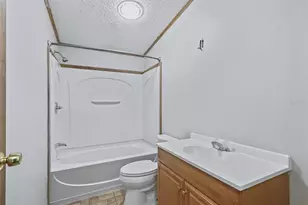 17070 SE 173rd Terrace Rd, Weirsdale, FL 32195 - Photo 25