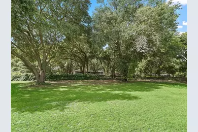 17070 SE 173rd Terrace Road, Weirsdale, FL 32195 - Photo 35