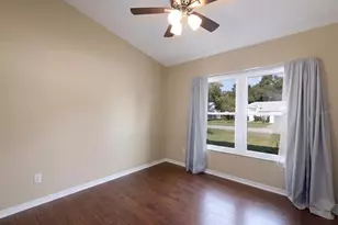 25735 Glen Eagle Dr, Leesburg, FL 34748 - Photo 21