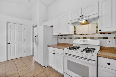 121 Sonja Circle, Davenport, FL 33897 - Photo 9