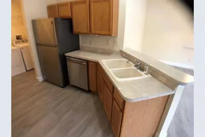 2566 Hialeah Avenue, The Villages, FL 32162 - Photo 7