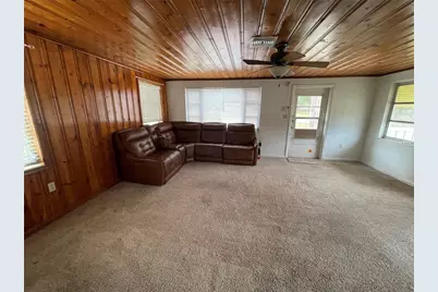 202 S Warfield Avenue, Wildwood, FL 34785 - Photo 19