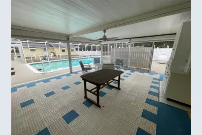 202 S Warfield Avenue, Wildwood, FL 34785 - Photo 17