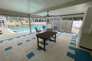 202 S Warfield Ave, Wildwood, FL 34785 - Photo 17